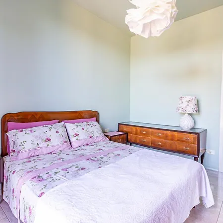 Parking & Terrace - Large 90 Mq - Self Check-in & Remote Access Apartmán *