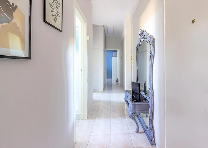 Parking & Terrace - Large 90 Mq - Self Check-in & Remote Access Apartment Como