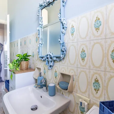 Parking & Terrace - Large 90 Mq - Self Check-in & Remote Access 코모