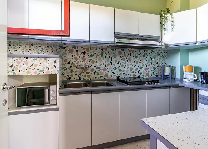 Parking & Terrace - Large 90 Mq - Self Check-in & Remote Access Apartmán *